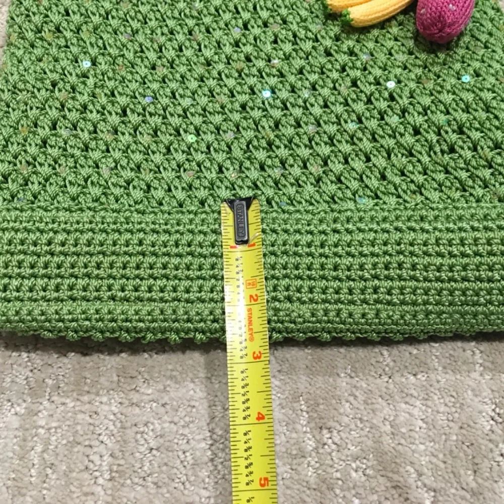 The Sak Vtg Green Sequin Crochet Shoulder Bag with Removeable Bag Fruit Charm - Picture 10 of 11